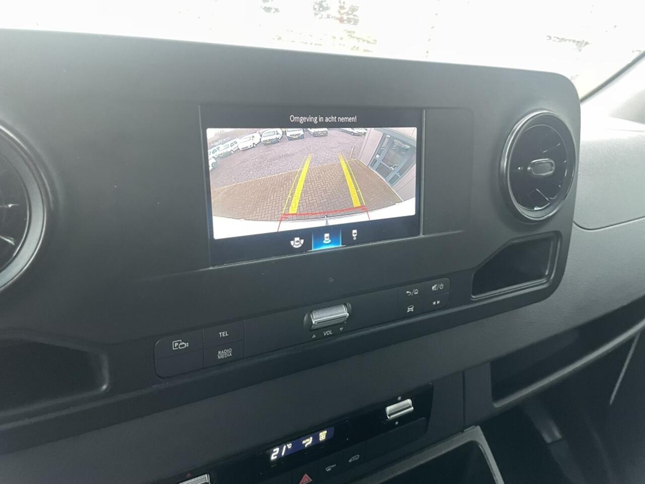 Mercedes-Benz SPRINTER 317 CDI Aut. L2H2 Airco | Trekhaak 3500kg | Adaptive Cruise