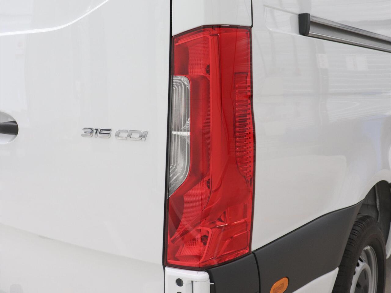 Mercedes-Benz SPRINTER 315 Automaat L2H2 RWD Airco Cruise Control Navi Trekhaak