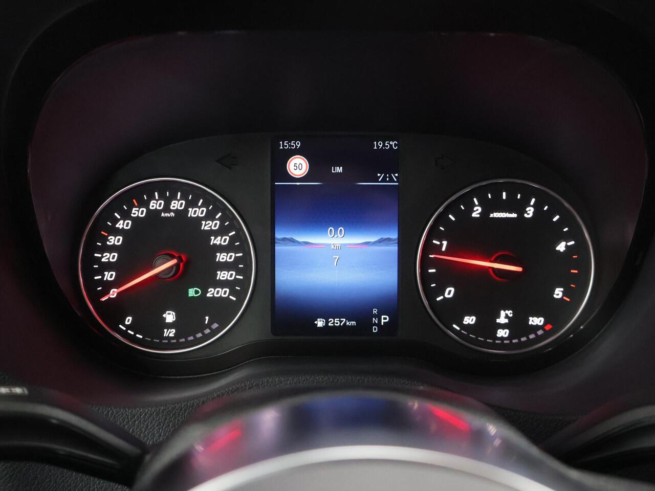 Mercedes-Benz SPRINTER 319 CDI L2 H2 Select | Dubbele Schuifdeur | Navigatie | Parkeerpakket met achteruitrijcamera | Smartphone integratie pakket | Distronic |