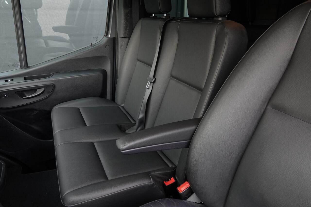 Mercedes-Benz SPRINTER L3 Dubbele Cabine 317Cdi 170Pk 9G-Tronic | Open laadbak | 7-Persoons | RWD | Trekhaak | 3.500Kg trekgewicht