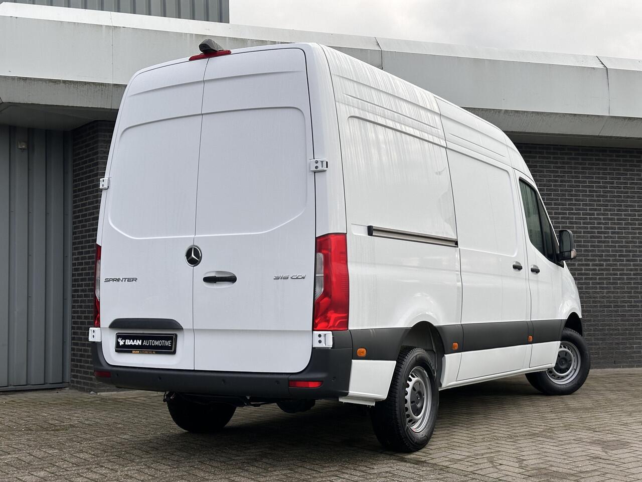 Mercedes-Benz SPRINTER 315 1.9 CDI L2 Pro HD | Camera | Adaptive Cruise | Apple CarPlay/Android Auto | Vierseizoenbanden