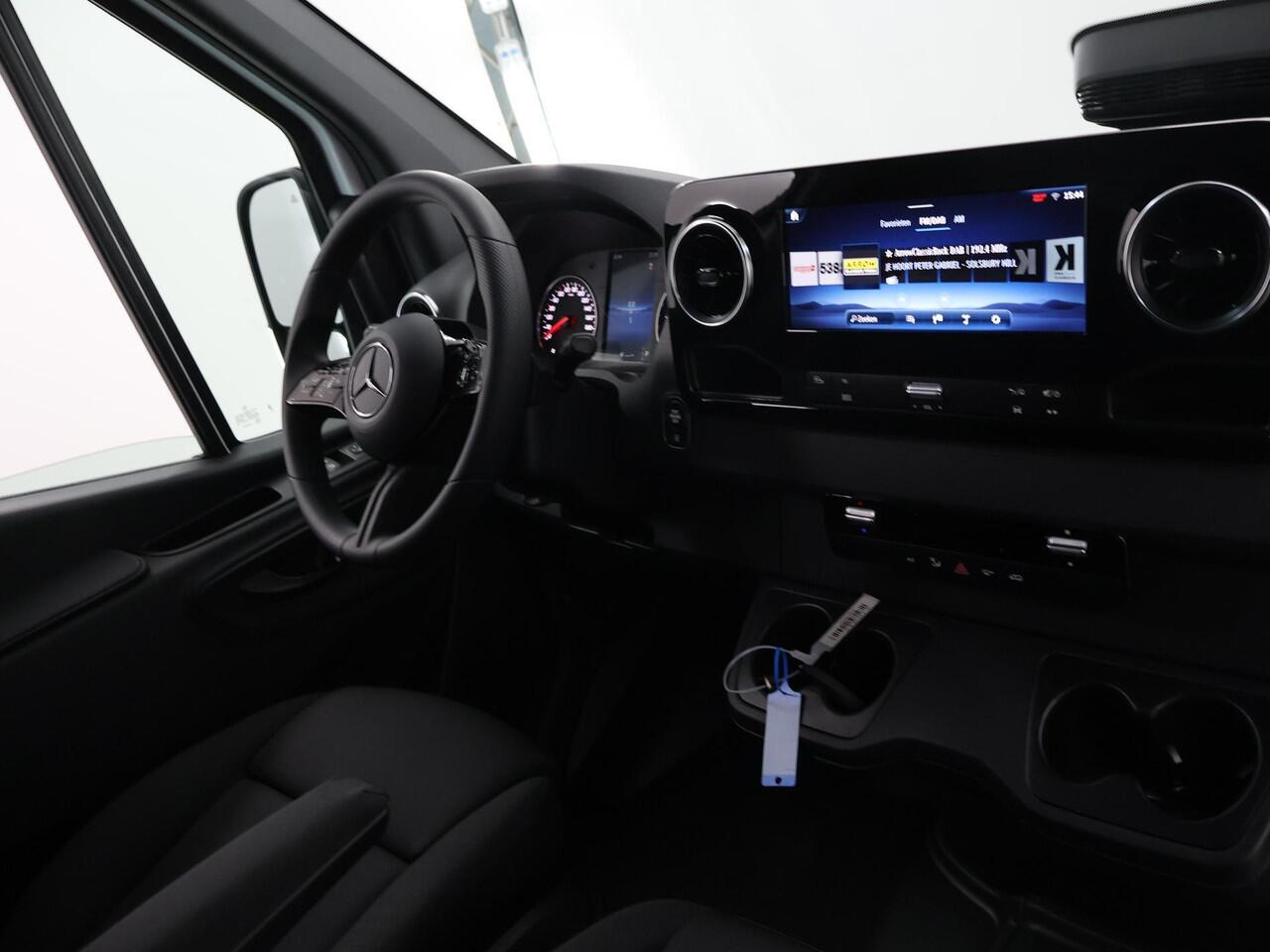 Mercedes-Benz SPRINTER 315 CDI | L2 H1 | RWD | PRO | Parkeercamera | Airco | Dodehoekassistent | Zijwindassistent | Cruise Control | Chauffeursstoel |