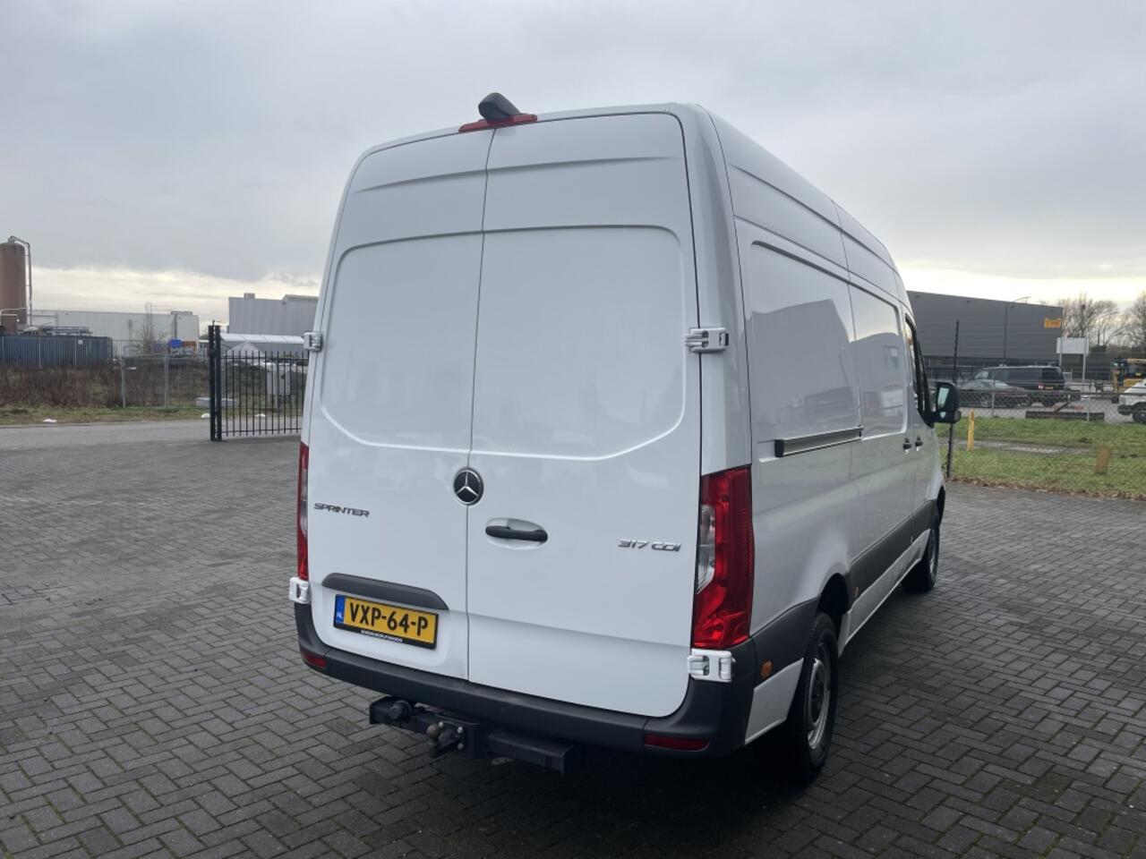 Mercedes-Benz SPRINTER 317 CDI Aut. L2H2 Airco | Trekhaak 3500kg | Adaptive Cruise