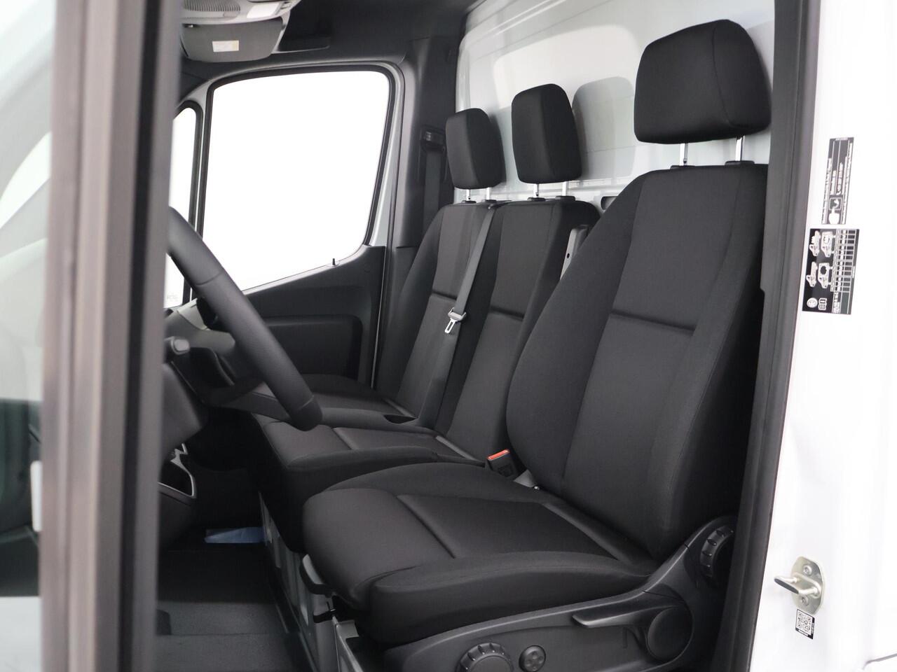 Mercedes-Benz SPRINTER 315 CDI | Aut. | L3 | Chassis | Pro | Airco | Cruise Control | Zijwindassistent | Lane Assist | Comfort-bestuurdersstoel | 3-zits | Apple Carplay/Android Auto | ELKE OPBOUW MOGELIJK