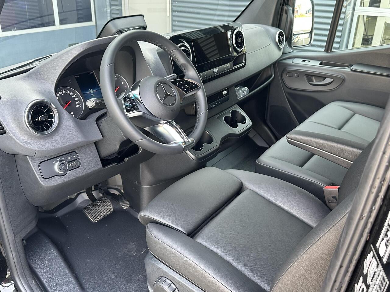 Mercedes-Benz SPRINTER 319 CDI L2 H2 RWD Select | Achteruitrijcamera | Airco | Cruise Control | Apple Carplay | LED Koplampen | Distronic Adaptieve Cruise Control | Navigatie |