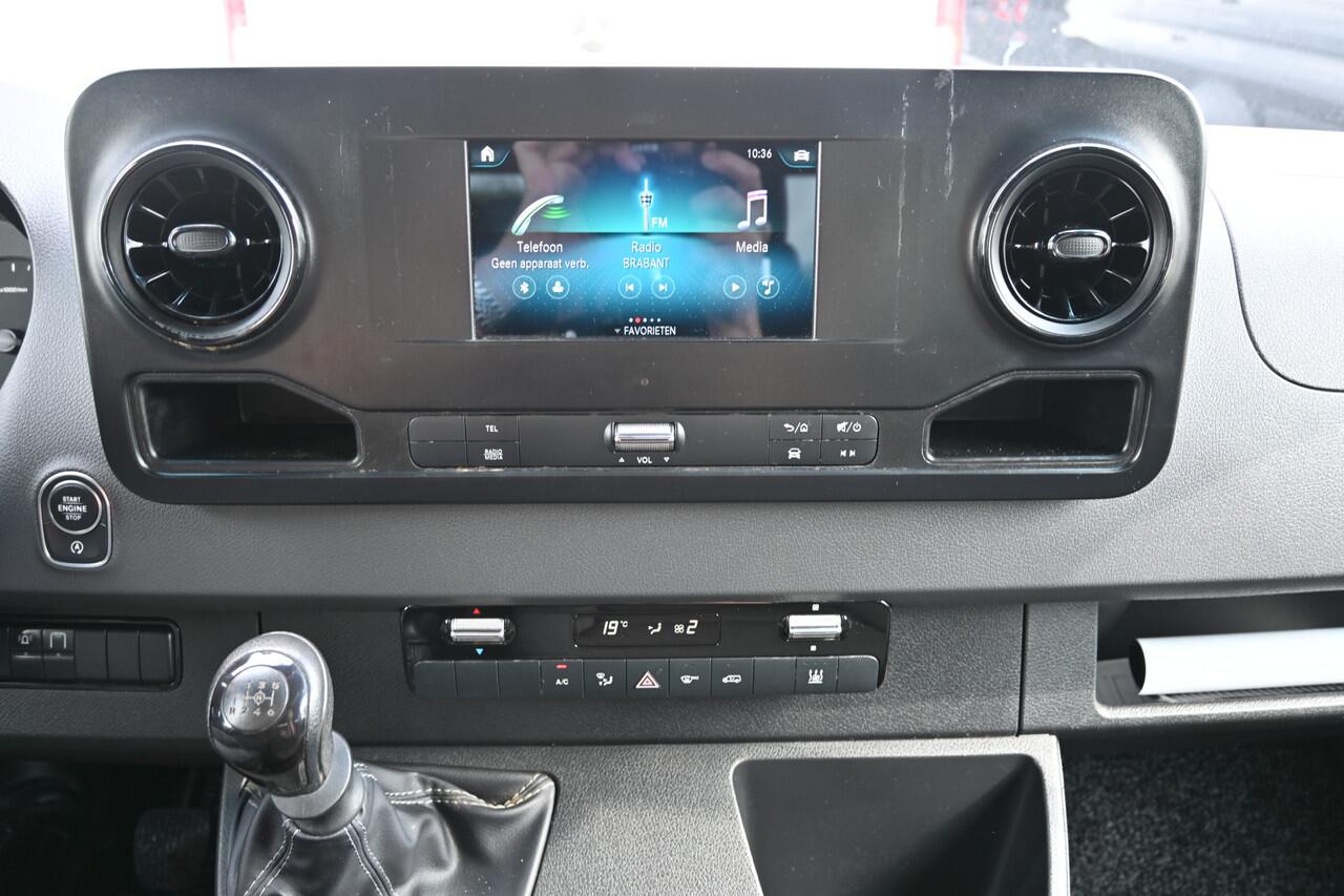 Mercedes-Benz SPRINTER 316 CDI L2 Dubbele cabine Open laadbak 3500 kg Trekhaak, Standkachel, MBUX, Brake assyst