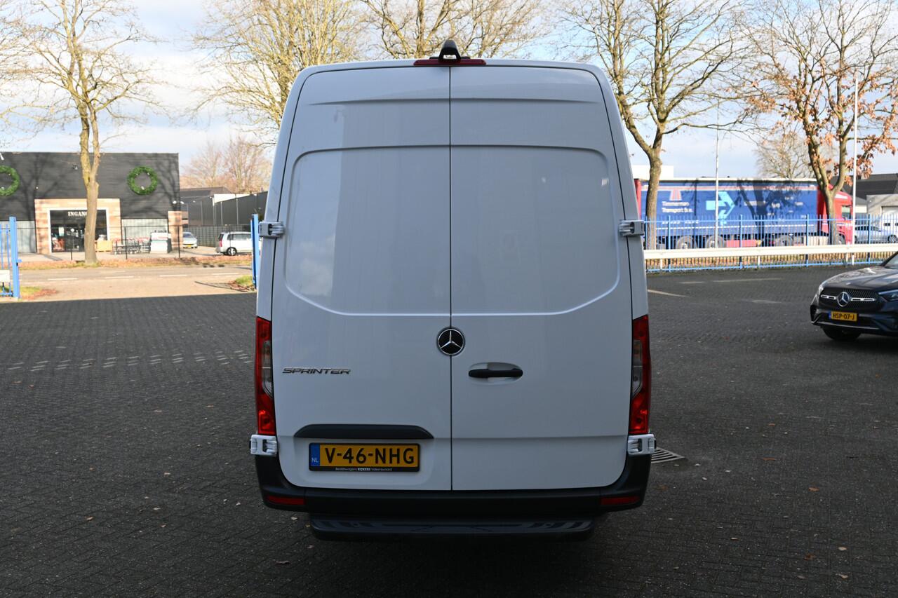 Mercedes-Benz SPRINTER 317 CDI L3H2 Geveerde stoel, Navigatie met camera, 270 Graden deuren