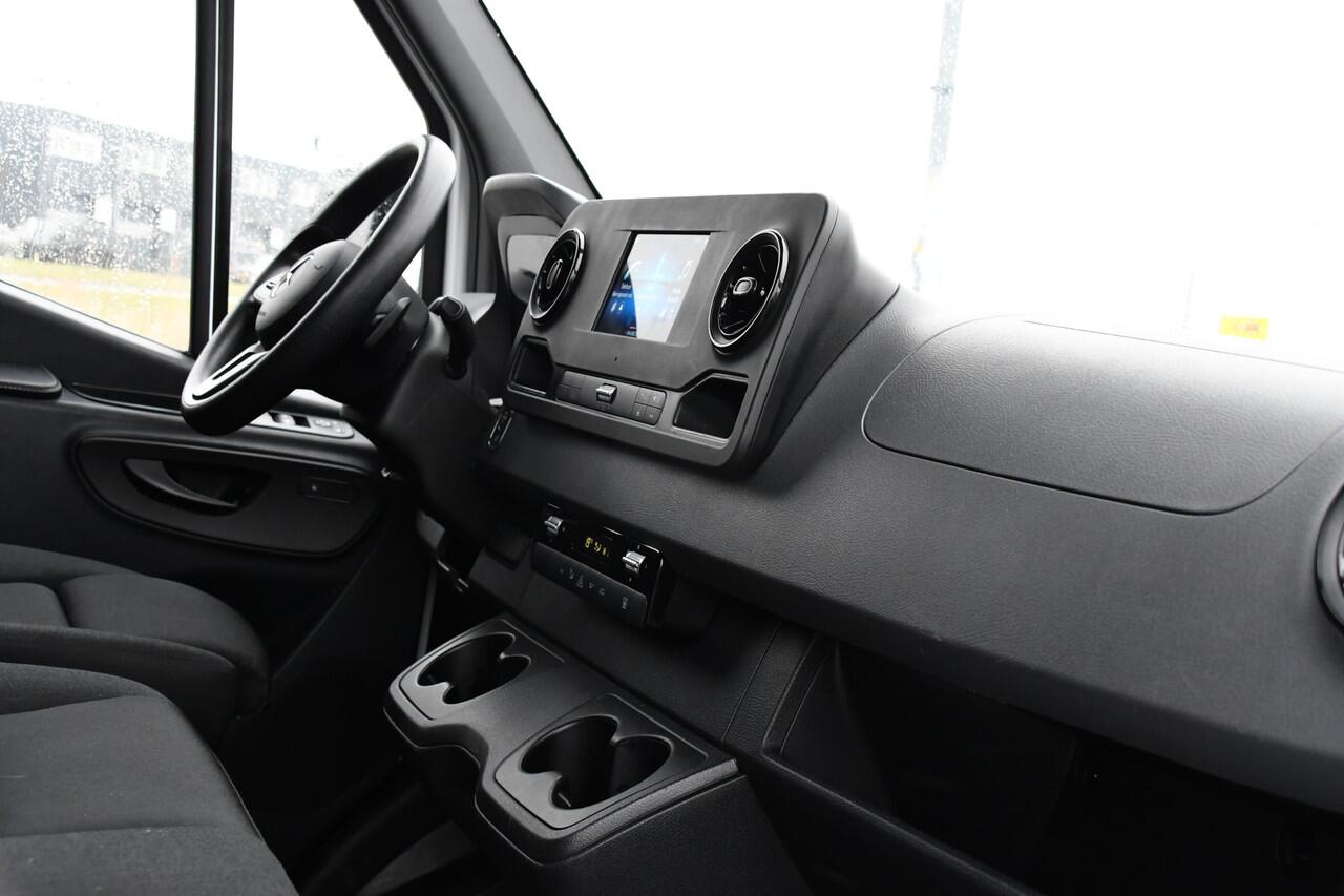 Mercedes-Benz SPRINTER 316 2.2 CDI L2H2 PB Edition Camera, Cruise, Carplay, LED, 164PK, Automaat, Trekhaak, Stoelverwarming, Standkachel, UNIEK!