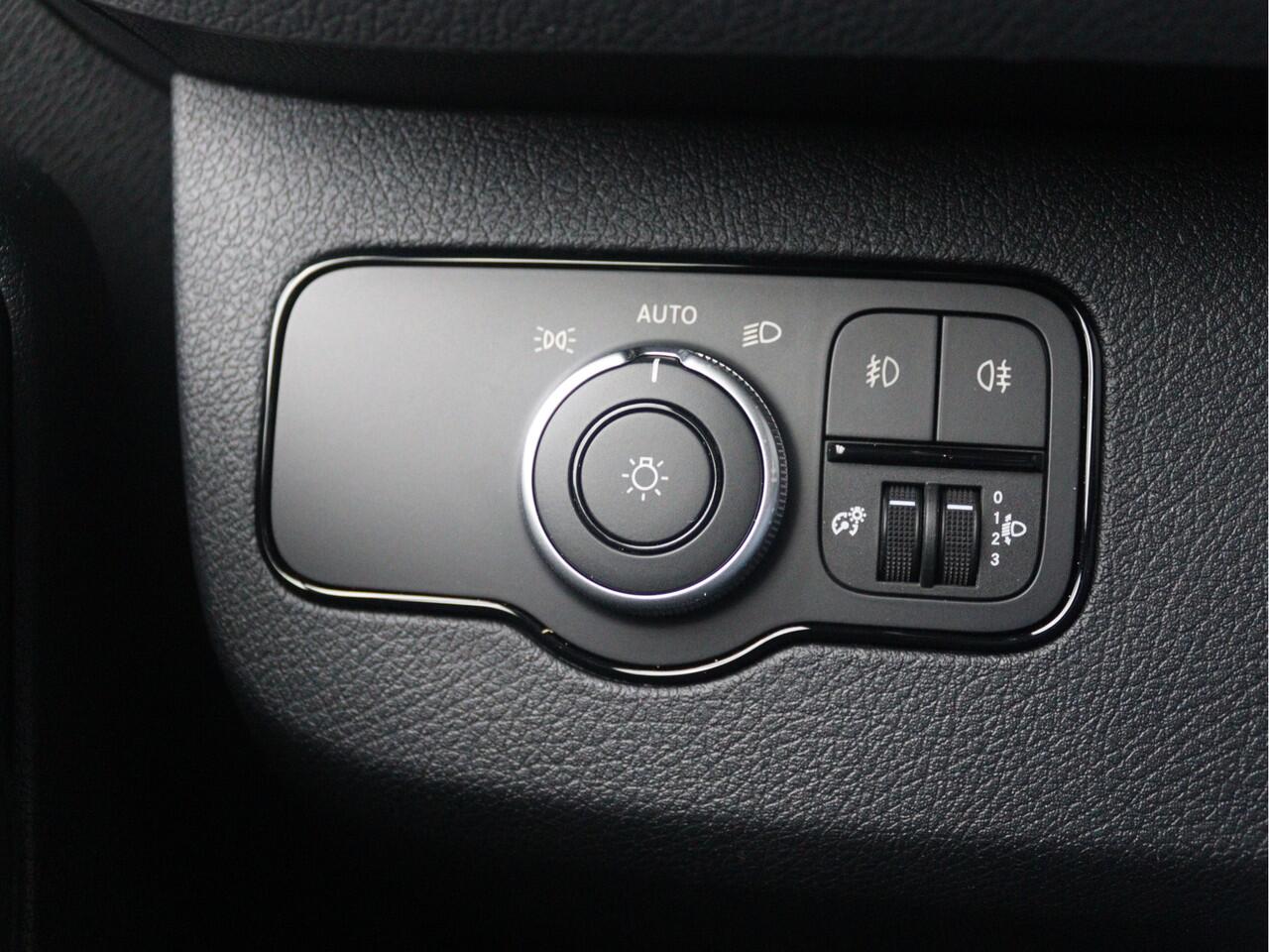 Mercedes-Benz SPRINTER 317 CDI L2H2 Pro | AIRCO/CAMERA/CRUISE/3.500KG AHW | Certified