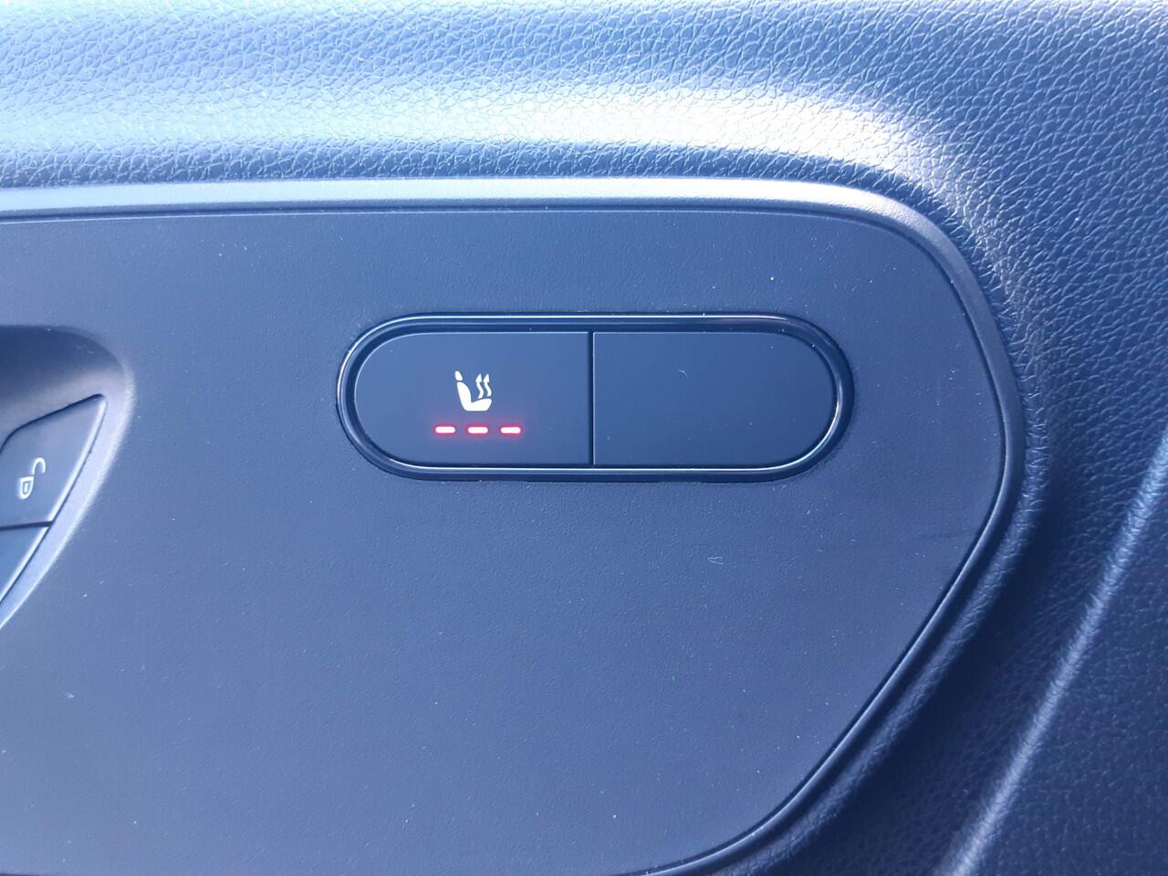 Mercedes-Benz SPRINTER Pick-up 150Pk CDI Dubbel Cabine 6-pers. Automaat Trekhaak Cruisecontrol Airco