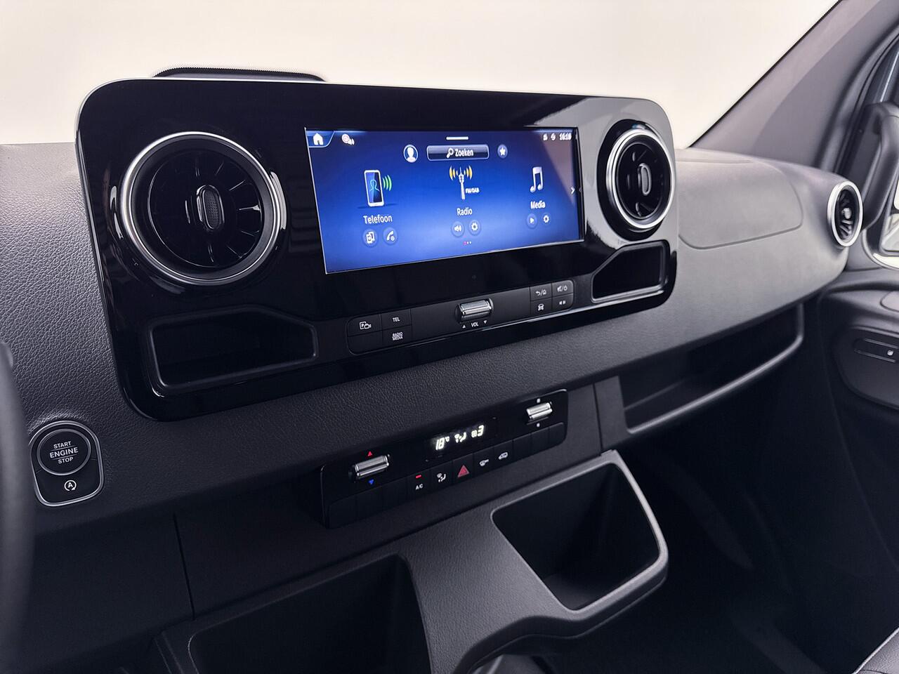 Mercedes-Benz SPRINTER 315 1.9 CDI L2H2 Pro 3500kg trekgewicht Parkeerpakket Apple Carplay/Android Auto Betimmering Cruise Control