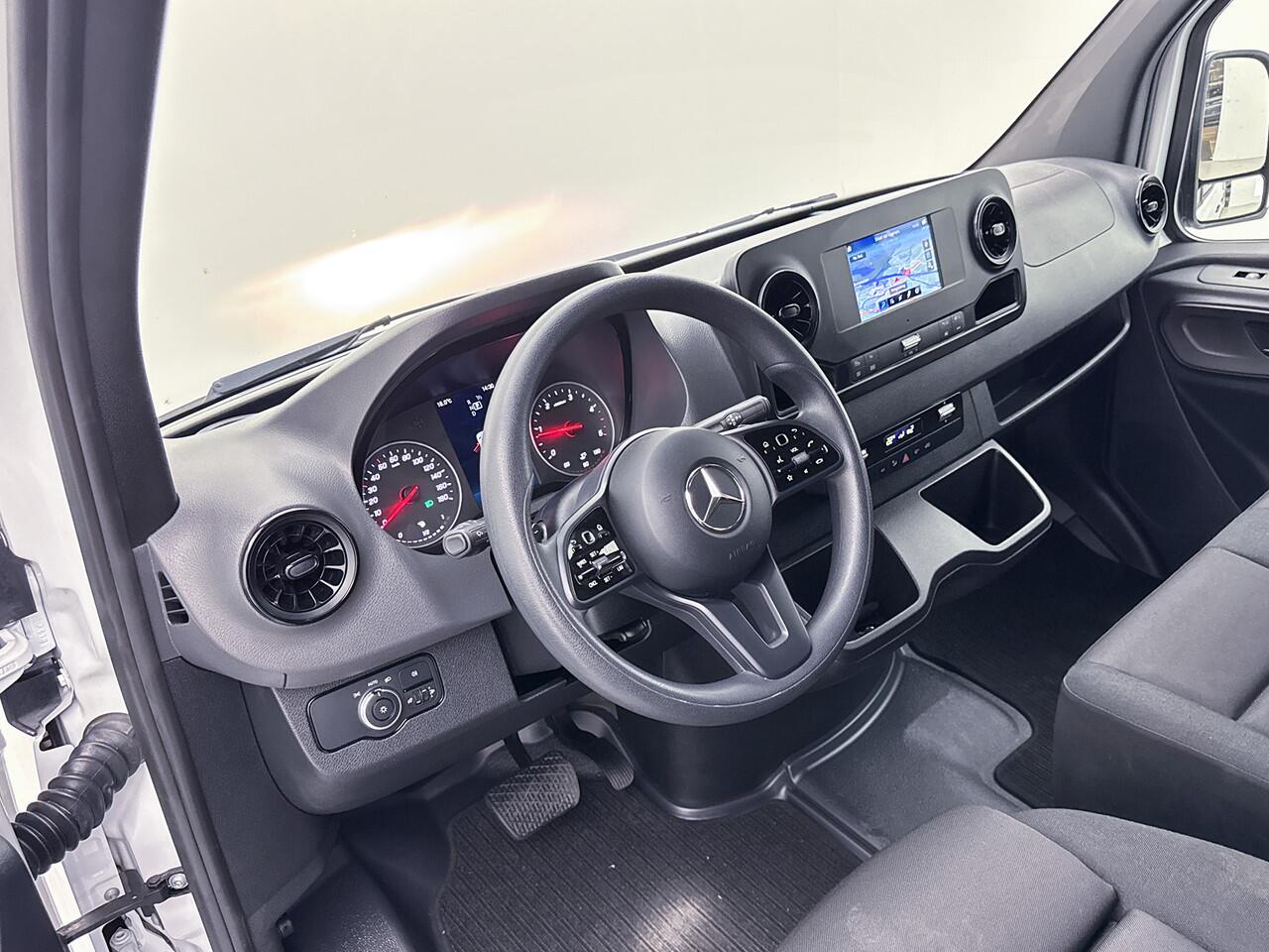 Mercedes-Benz SPRINTER 317 1.9 CDI L2H2 Navigatie Achteruitrijcamera Apple Carplay/Android Auto Betimmering Cruise Control