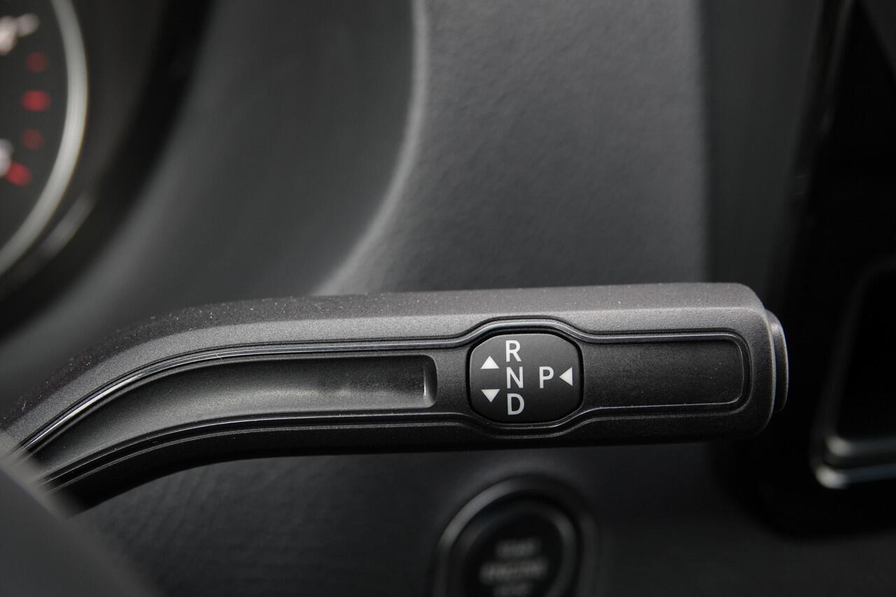 Mercedes-Benz SPRINTER 4x4 319Cdi 190Pk 9G-tronic | L2H2 | 2x Schuifdeur | Stoel-Bank | Leder | 4WD | AWD | Bullbar | Treeplanken | 18'' All Terrain | Tenoriet Grijs