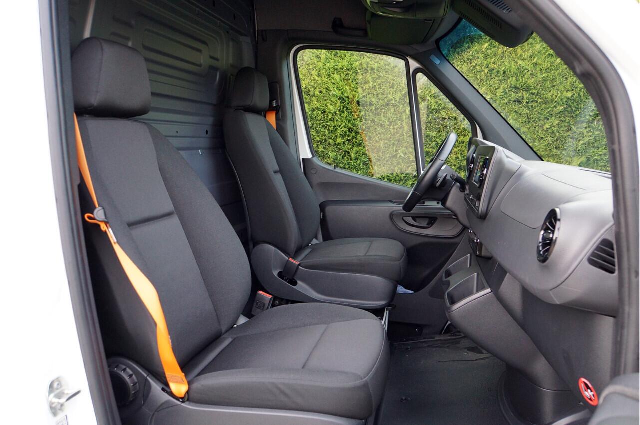 Mercedes-Benz SPRINTER Sprinter 315 FWD 1.9 CDI L2H2 BPM vrij | Dodehoek Distronic LED