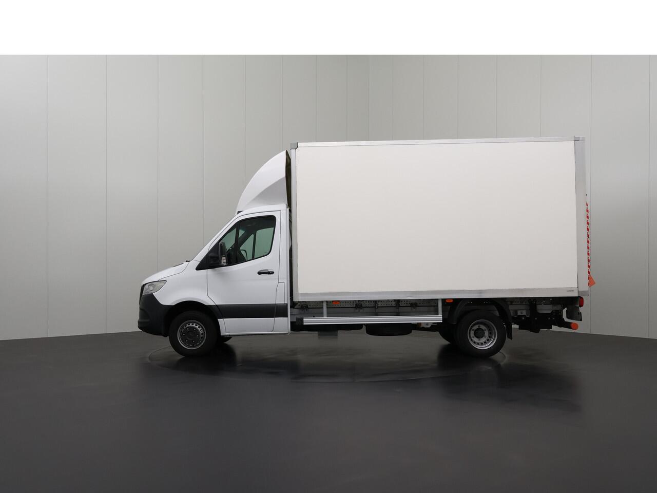 Mercedes-Benz SPRINTER 515CDI 9G-Tronic Automaat Bakwagen+Laadklep | Airco | Cruise | Camera | Dakspoiler