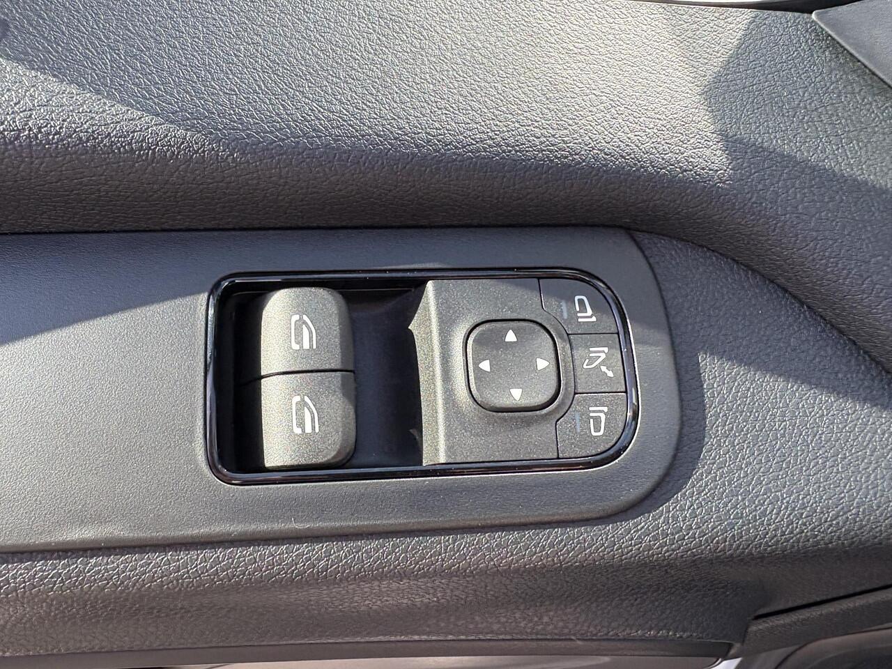 Mercedes-Benz SPRINTER 315 1.9 CDI L2 Pro