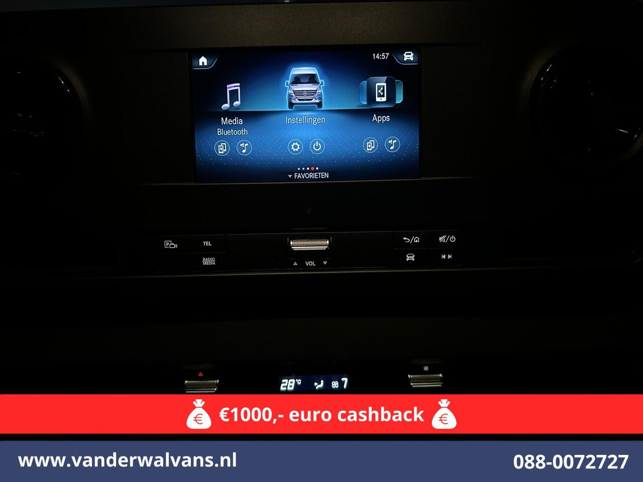 Mercedes-Benz SPRINTER 317 CDI 170pk L3H2 Euro6 Airco | Camera | Apple Carplay | Android Auto Cruisecontrol, Parkeersensoren, Stoelverwarming, Bijrijdersbank, MBUX