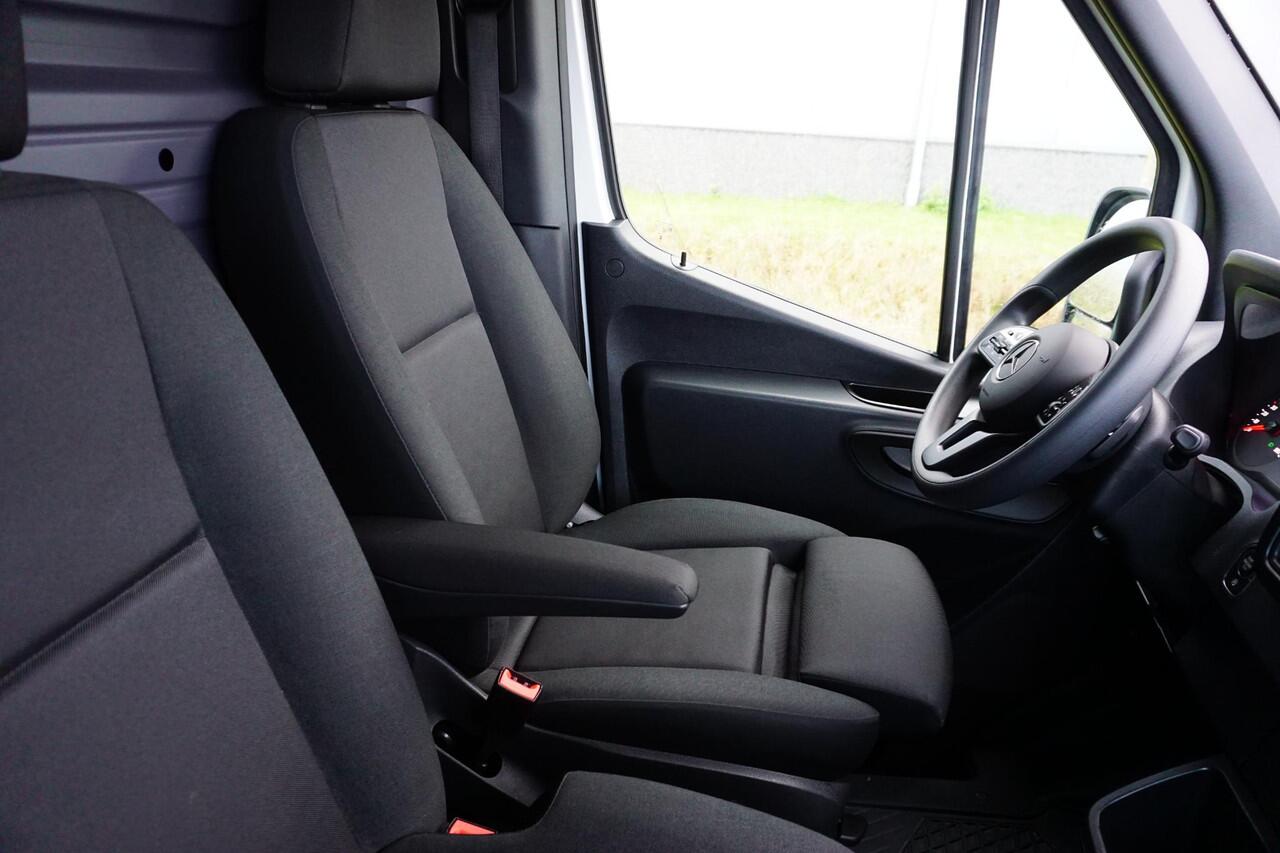 Mercedes-Benz SPRINTER 317 L2H2 RWD Automaat |EURO6 |1e eigenaar |Topstaat |Betimmering |Fabrieksgarantie |Camera |Cruise |Navi |Climate control |Stoelverwarming |3500 KG |170 pk