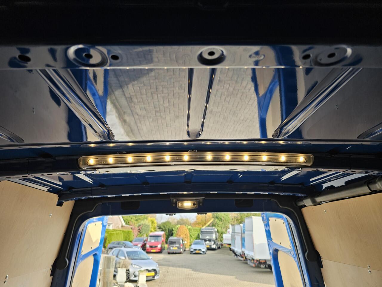 Mercedes-Benz SPRINTER 315 CDI L3-H2 Automaat * Navi * Camera * Chauffeursstoel *