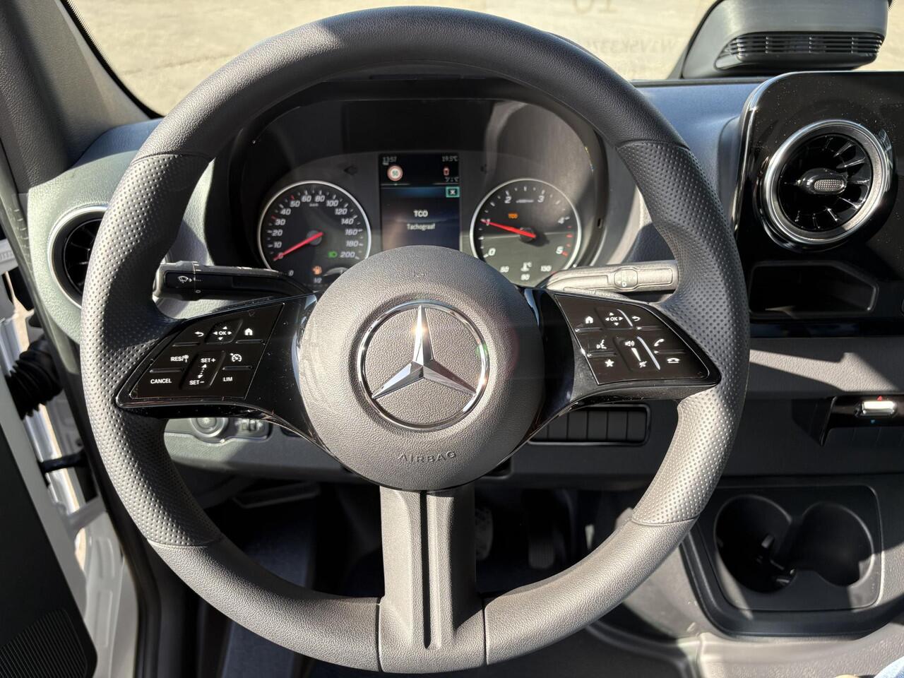 Mercedes-Benz SPRINTER 517 CDI L3 RWD Pro