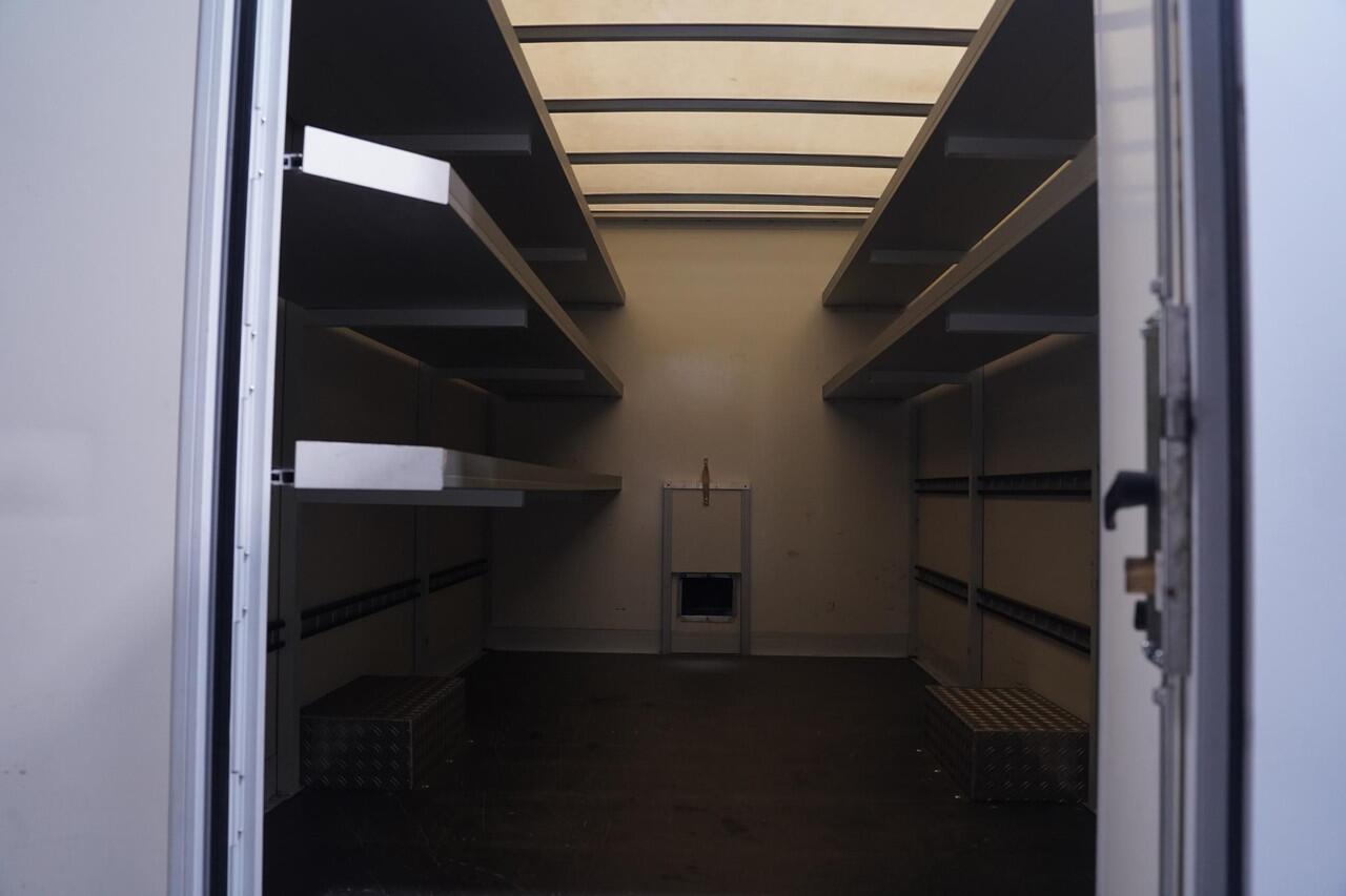 Mercedes-Benz SPRINTER 315 CDI 150 pk Bakwagen Aut. L2 met Deuren Airco Camera, Dakspoiler, Apple Carplay, Opstap achter, 2-Zits