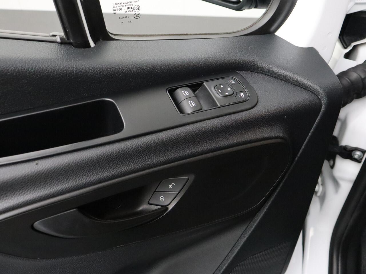 Mercedes-Benz SPRINTER 315CDI L2H2 | Mbux Touchscreen | 360 Camera | 3-Persoons | Betimmering | Airco | Cruise