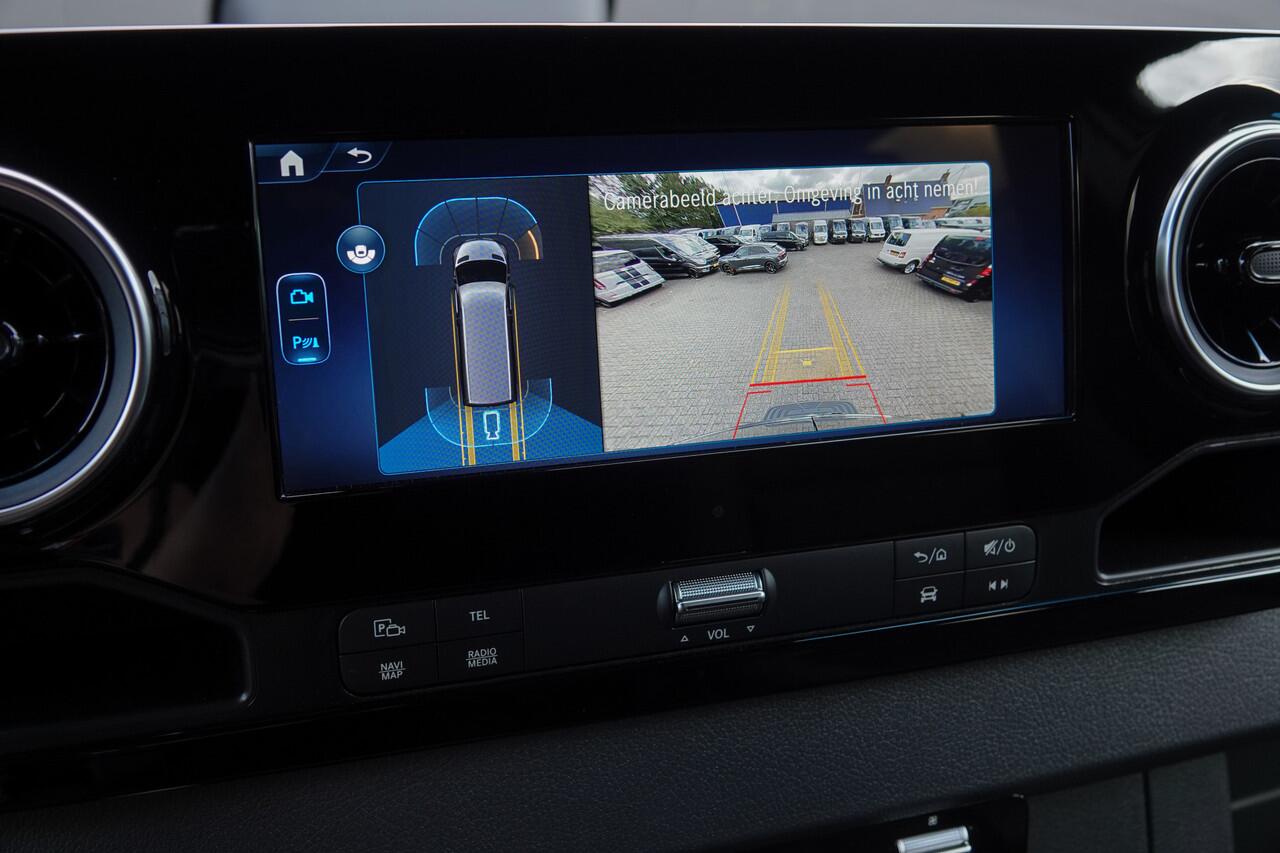 Mercedes-Benz SPRINTER 4x4 319Cdi 190Pk 9G-tronic | L2H1 | Dubbele Cabine | 2x Schuifdeur | 4WD | AWD | Bullbar | Treeplanken | 18'' All Terrain | Obsidian Black