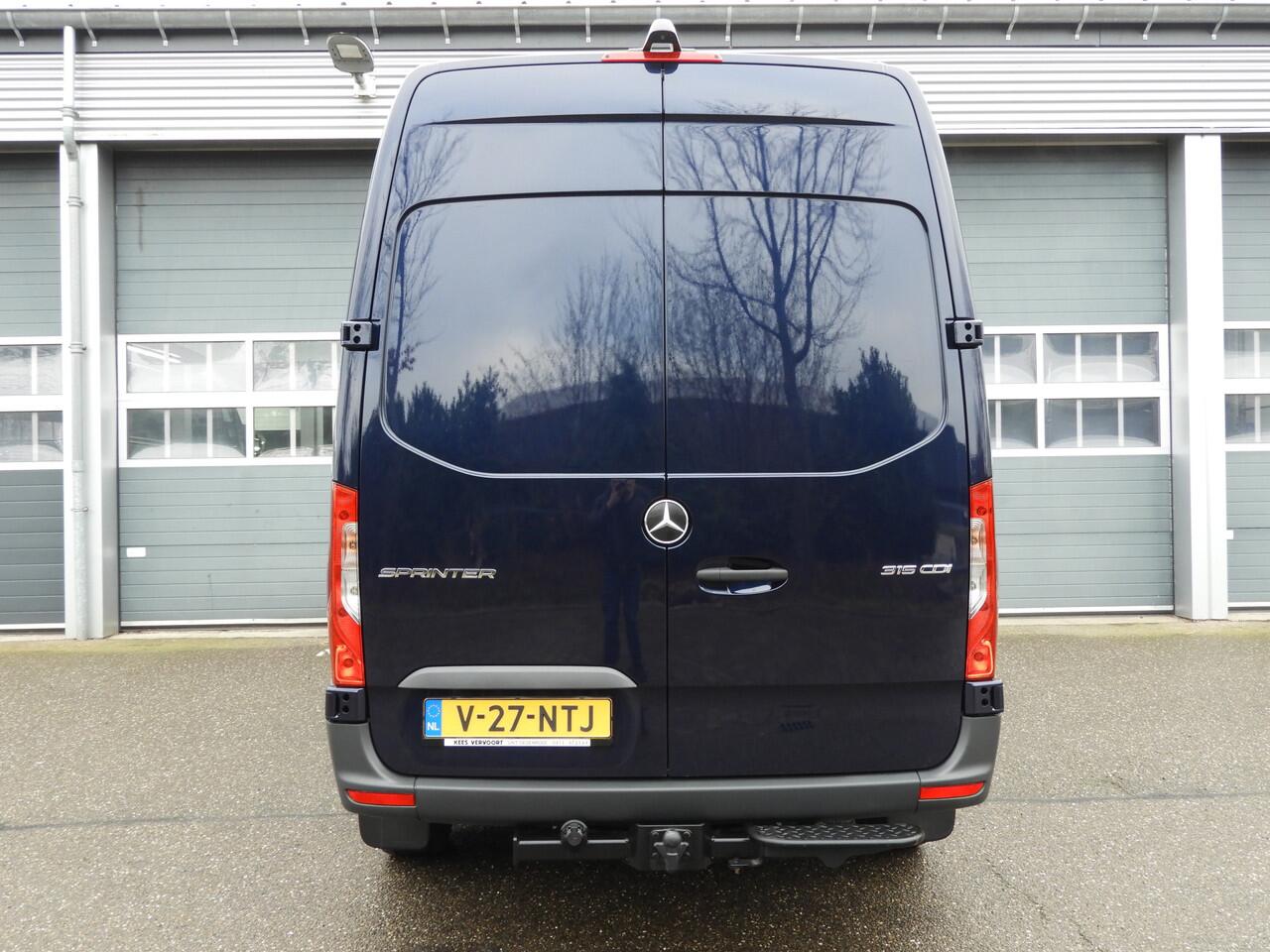 Mercedes-Benz SPRINTER 315 1.9 CDI L2H2 AUT | LED | 3.5t TREKHAAK | NIEUW