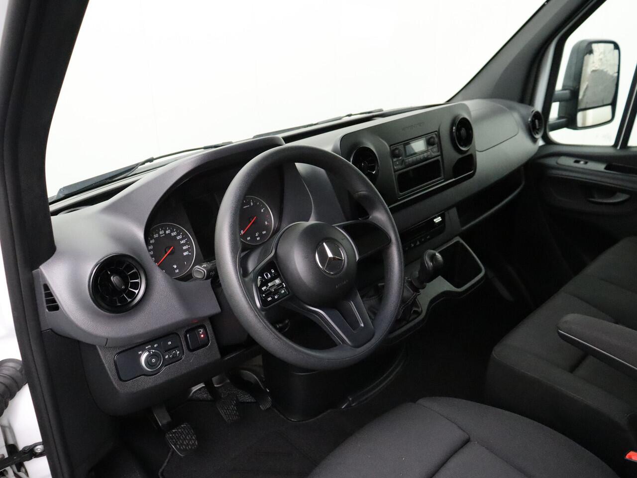 Mercedes-Benz SPRINTER 515CDI Bakwagen+Laadklep | Dakspoiler | Airco | Cruise | 3-Persoons