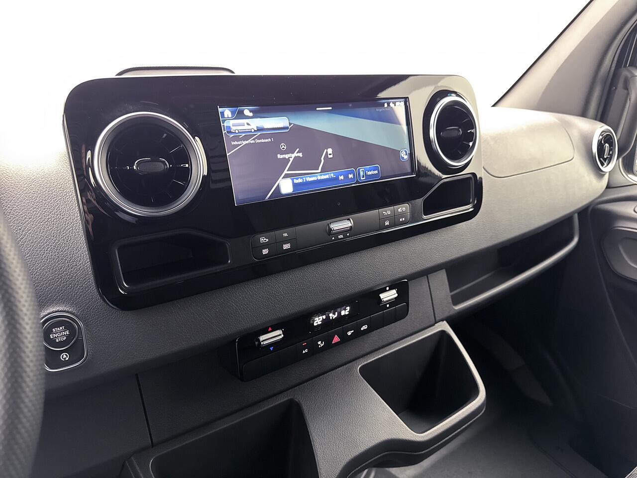 Mercedes-Benz SPRINTER 317 L3H2 PRO Led koplampen Facelift 3500 KG Trekgewicht Navigatie Achteruitrijcamera