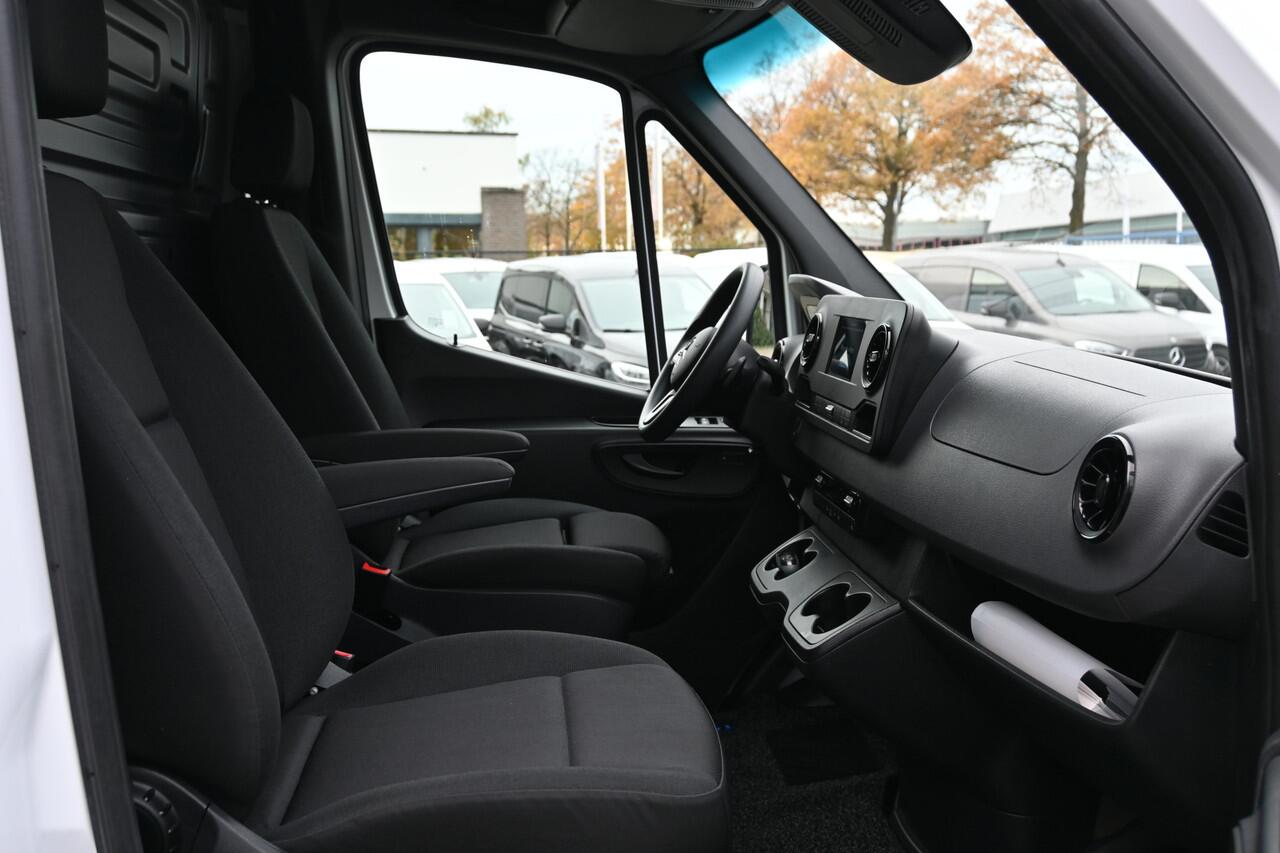 Mercedes-Benz SPRINTER 315 CDI L1H1 RWD MBUX met parkeerpakket en camera, Verwarmde voorruit, Etc.