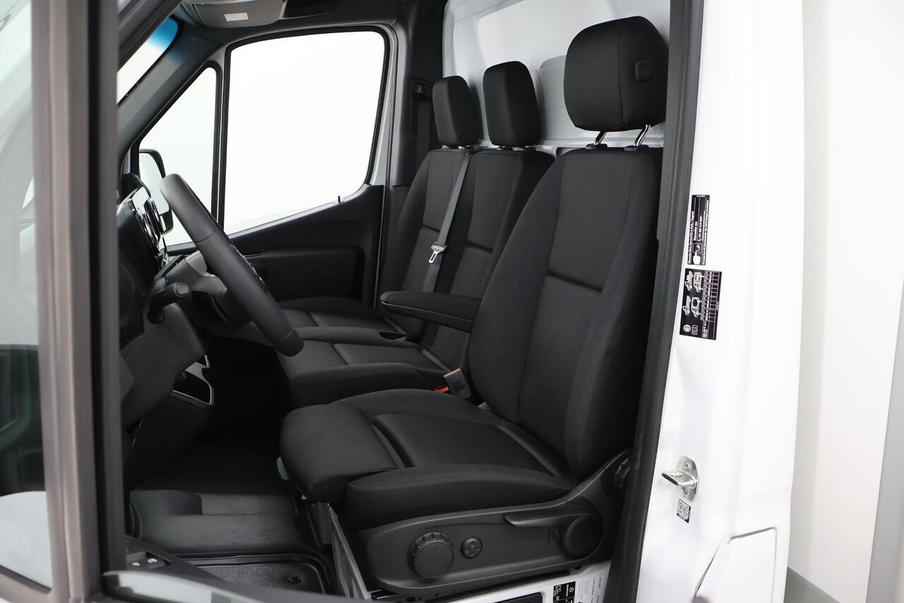 Mercedes-Benz SPRINTER 315 CDI Chassis L2 RWD Automaat ¤64.850,- ex BTW | BPM VRIJ | 3-zits | Achteruitrijcamera | Climate Control | Airco | Cruise Control | Bakwagen | Meubelbak | Laadklep |