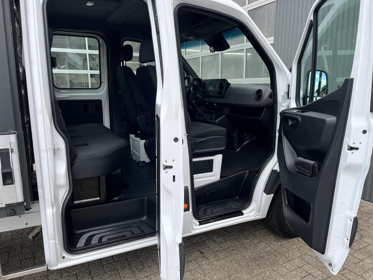 Mercedes-Benz SPRINTER 314 2.2 CDI DC Openlaadbak Airco Cruise controle Trekhaak 3500kg 6-Persoons Camera Navigatie Apple carplay open laadbak Pick-up Euro 6 P-up bakwagen