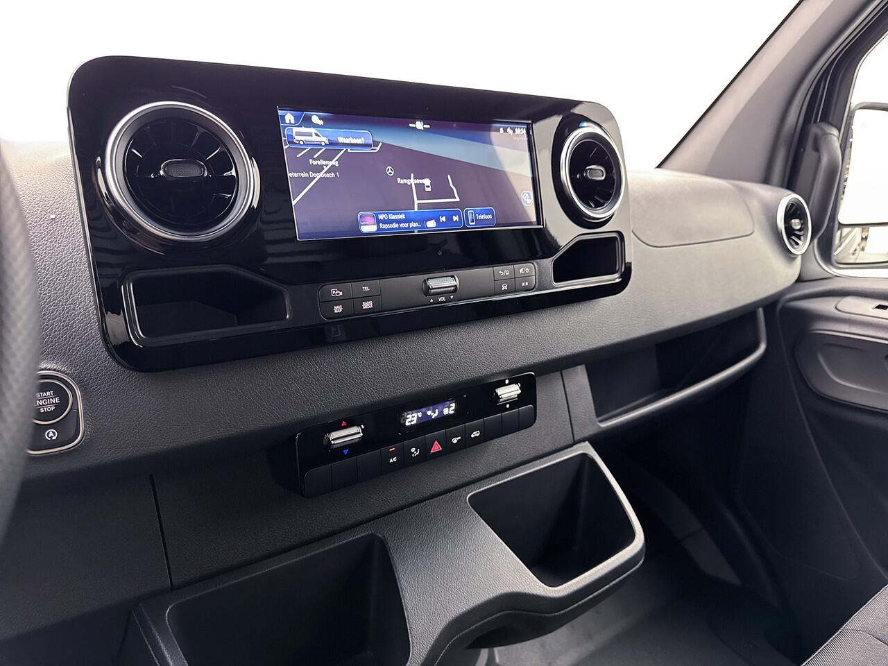 Mercedes-Benz SPRINTER 317 1.9 CDI L3H2 PRO Nieuw Direct Leverbaar LED 3500KG Trekgewicht Navigatie Achteruitrijcamera