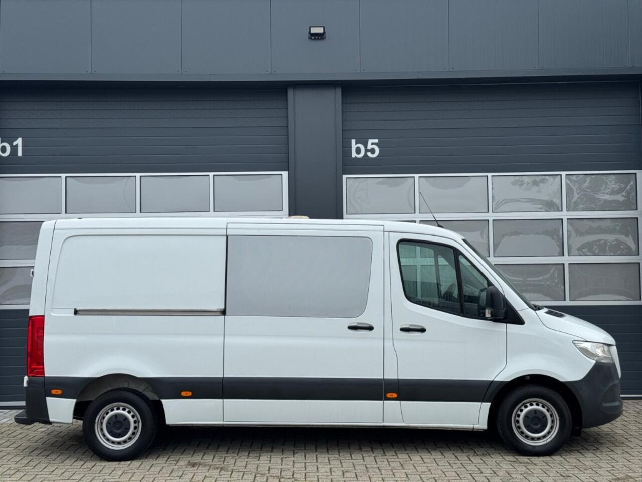 Mercedes-Benz SPRINTER 314 CDI L2H1 Automaat / Dubbele schuifdeur / Navi / Trekhaak /