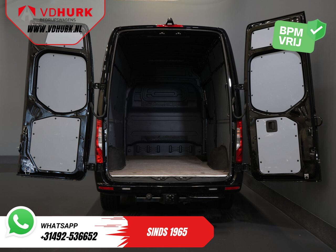 Mercedes-Benz SPRINTER 317 CDI Aut. L2H2 3.5t Trekverm./ Gev.Stoel/ Standkachel/ Carplay/ Camera/ Navi/ Cruise/ DAB/ LMV/ Sidebars/ Trekhaak