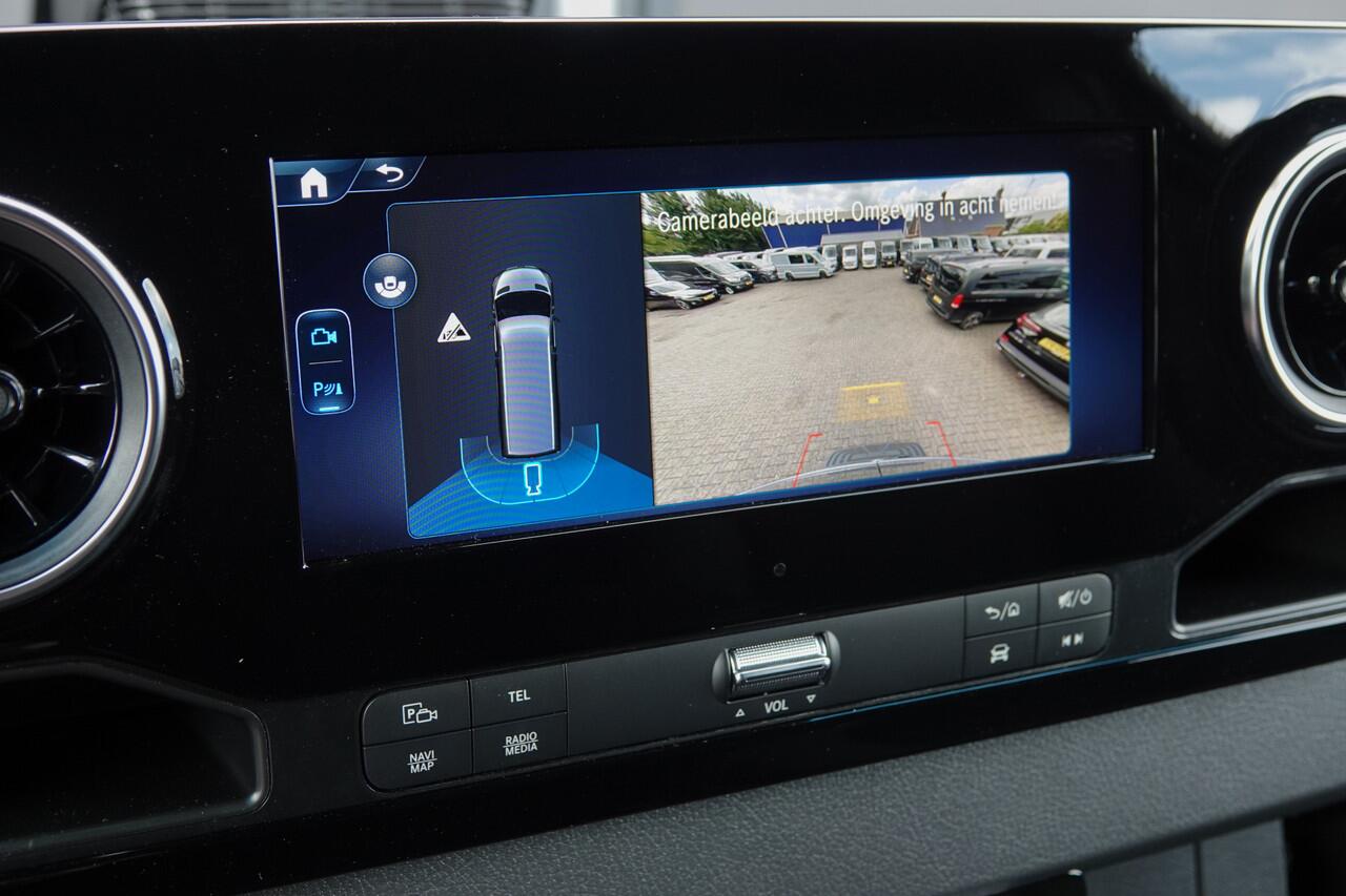 Mercedes-Benz SPRINTER 4x4 319Cdi 190Pk 9G-tronic | L2H1 | 2x Schuifdeur | 4WD | AWD | Bullbar | Treeplanken | 18'' All Terrain | Tenoriet Grijs