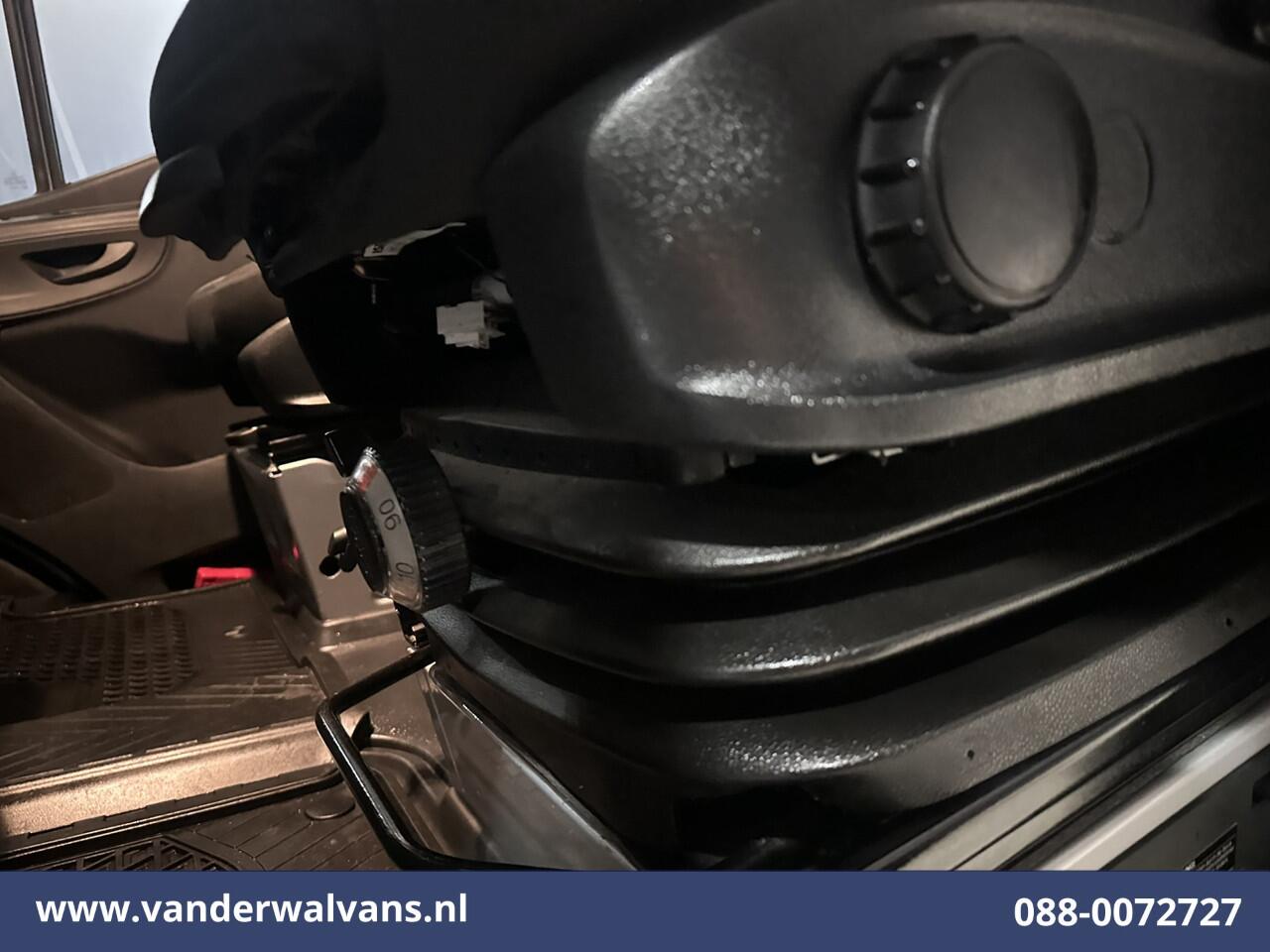 Mercedes-Benz SPRINTER 315 CDI 150pk L2H1 Euro6 Airco | Camera | Apple Carplay | Trekhaak | Chauffeursstoel Android Auto
