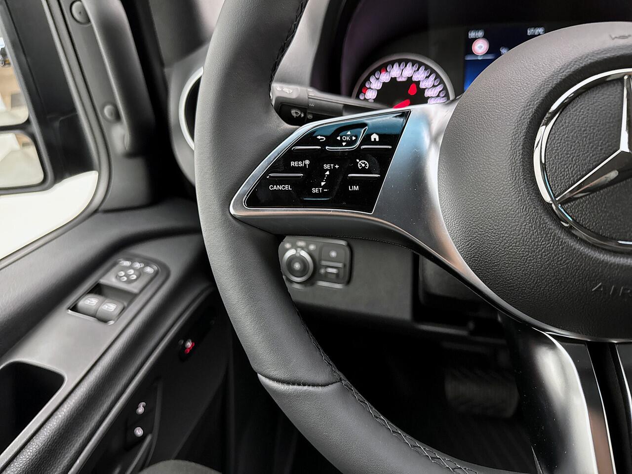 Mercedes-Benz SPRINTER 317 1.9 CDI L2H2 Select Navigatie Trekhaak Betimmering Led Facelift BPM-vrij