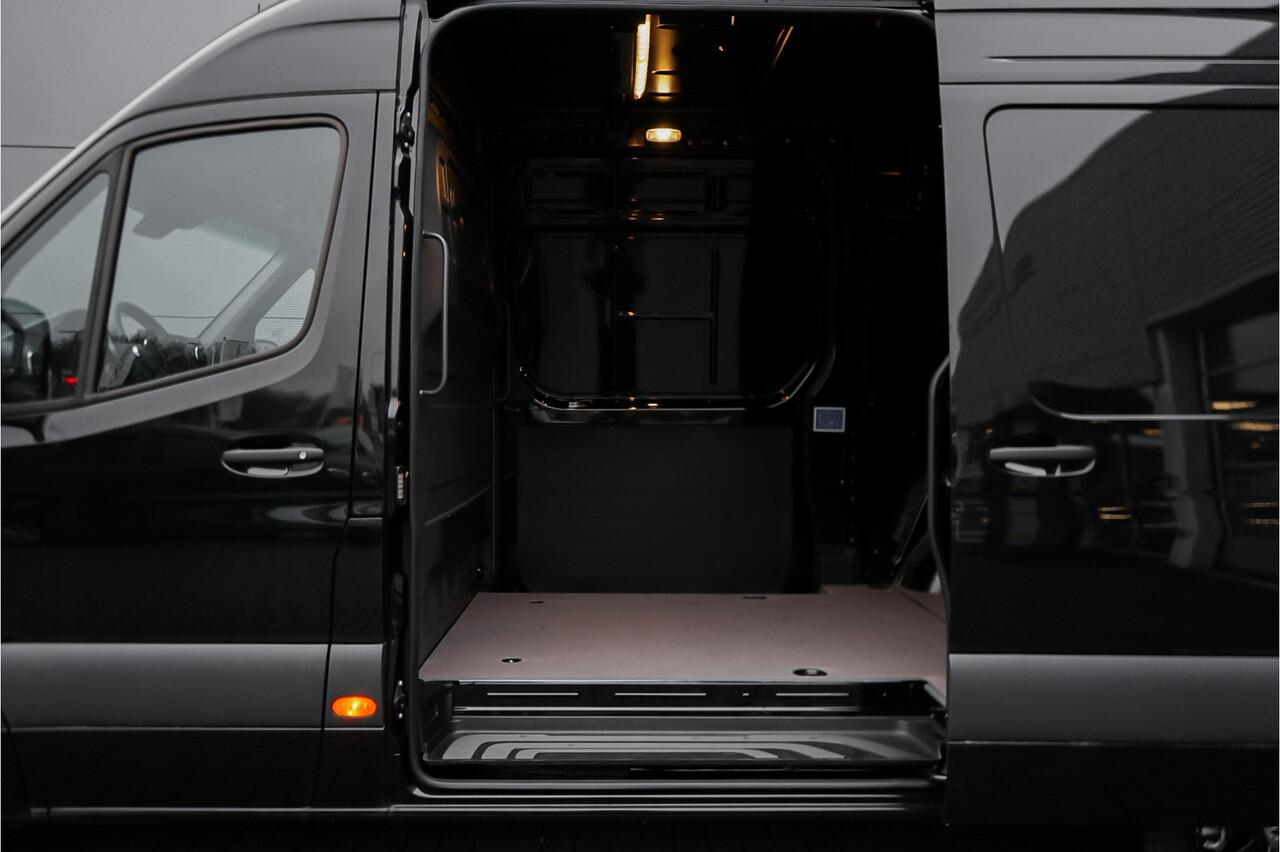 Mercedes-Benz SPRINTER 319 1.9 CDI L2H2 RWD Black Pack 2x Schuifdeur Distronic Camera Navi Trekhaak 3.5T