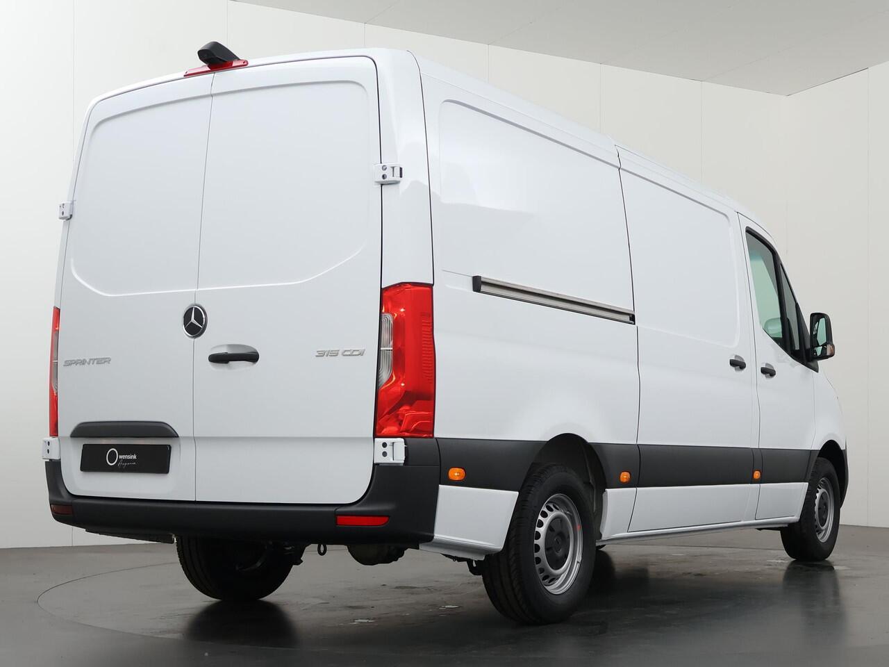 Mercedes-Benz SPRINTER 315 CDI | L2 H1 | RWD | PRO | Parkeercamera | Airco | Dodehoekassistent | Zijwindassistent | Cruise Control | Chauffeursstoel |
