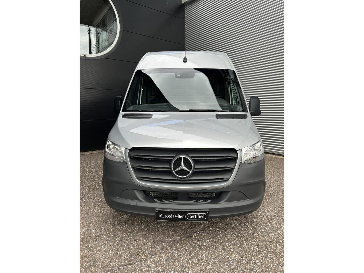 Mercedes-Benz SPRINTER 315 1.9 CDI L2H2 RWD