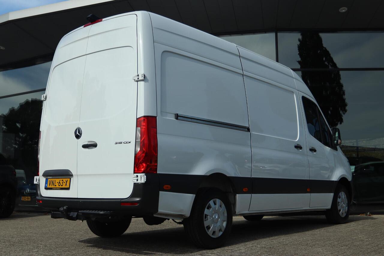 Mercedes-Benz SPRINTER 316 2.2 CDI L2H2 EURO 6 | CARPLAY | TREKHAAK 2800KG | CAMERA | 3-ZITS | LEDER | STOELVERWARMING