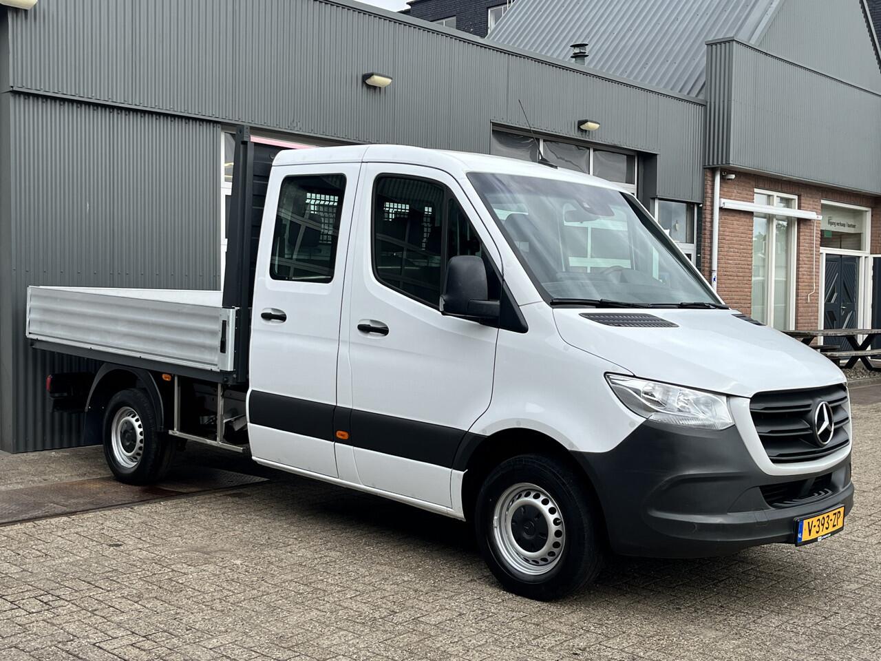 Mercedes-Benz SPRINTER 314 2.2 CDI DC Openlaadbak Airco Cruise controle Trekhaak 3500kg 6-Persoons Camera Navigatie Apple carplay open laadbak Pick-up Euro 6 P-up bakwagen