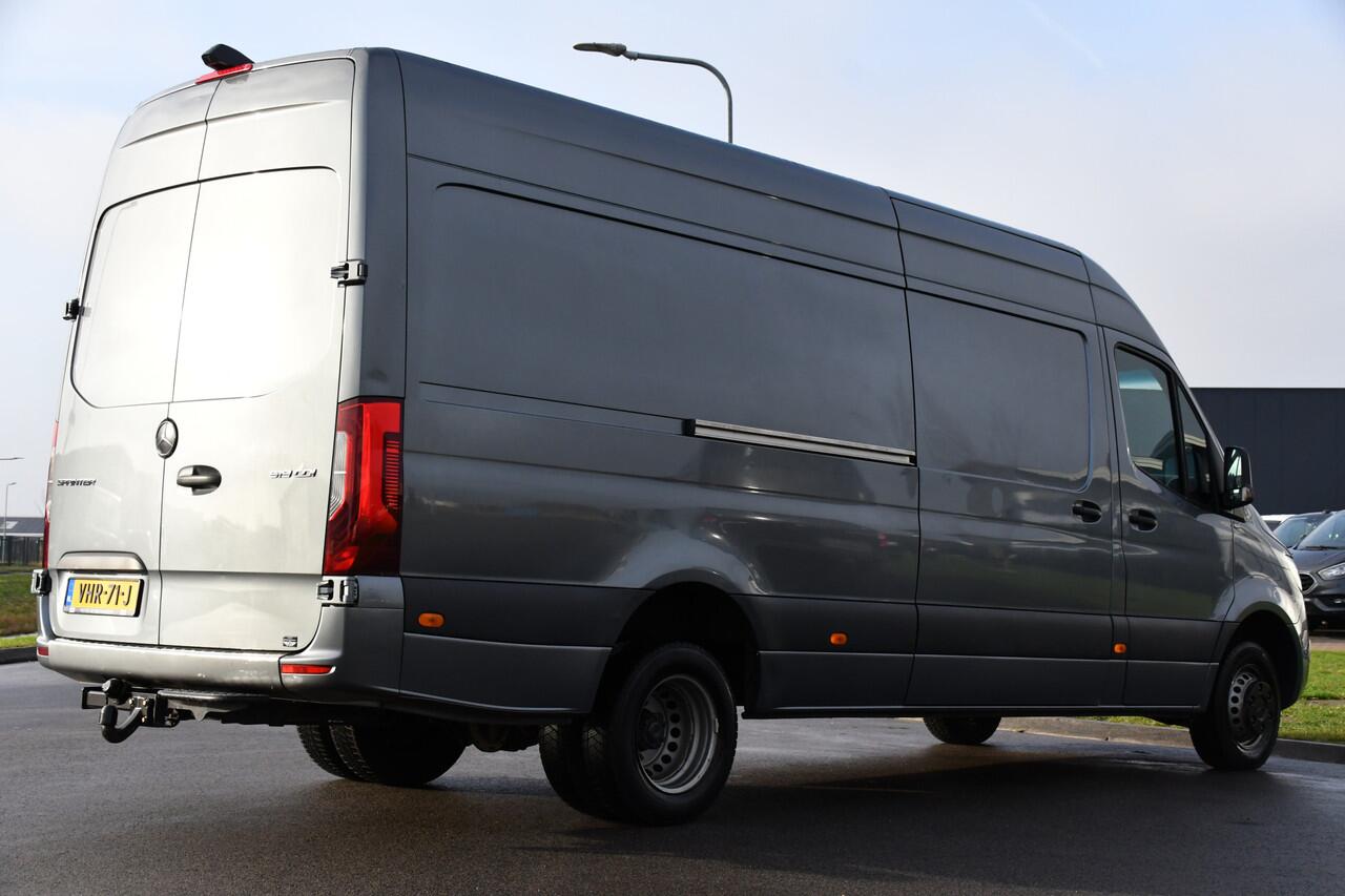 Mercedes-Benz SPRINTER 519 V6 3.0 CDI L3H2 PB Edition Adaptieve Cruise, Camera, 10,5'' Mbux, 3500kg Trekhaak, Carplay, LED, Leder, Stoelverwarming, 190pk, Uniek!