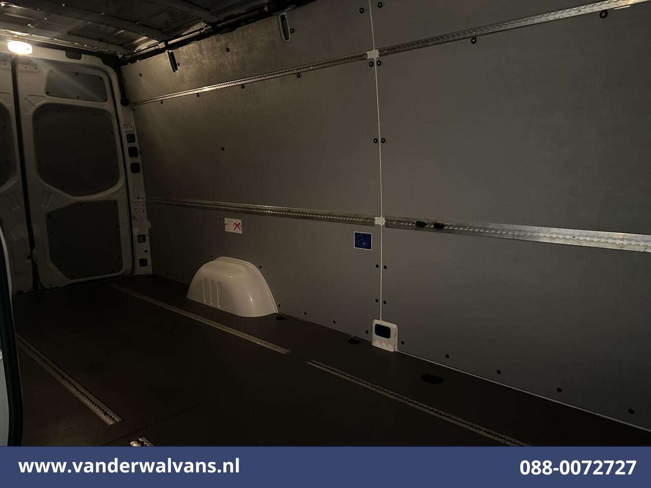 Mercedes-Benz SPRINTER 317 CDI 170pk 3500kg Trekhaak L3H2 Euro6 Airco | Camera | Apple Carplay | Android Auto | Cruisecontrol Stoelverwarming, Bijrijdersbank