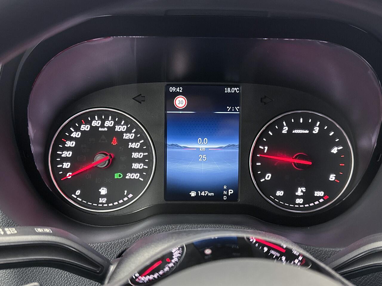 Mercedes-Benz SPRINTER 317 L3H2 PRO Led koplampen Facelift 3500 KG Trekgewicht Navigatie Achteruitrijcamera