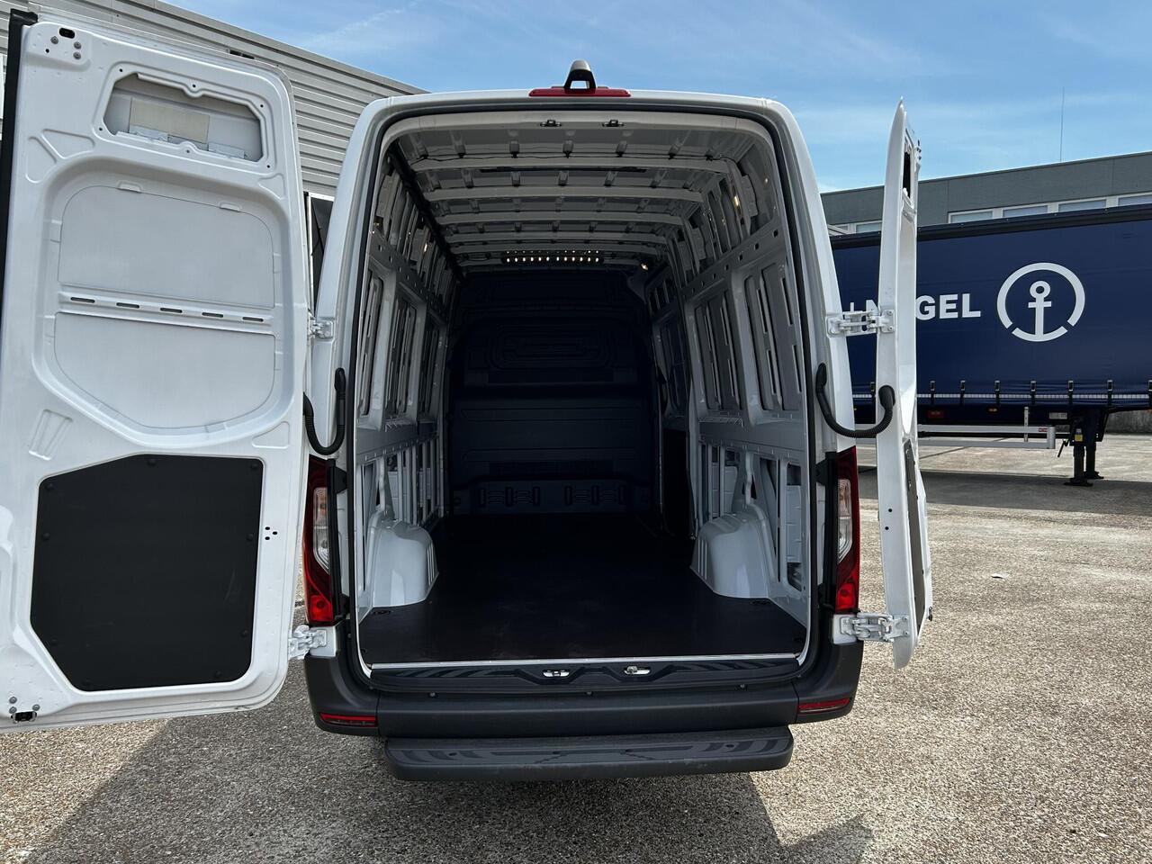 Mercedes-Benz SPRINTER 317 CDI L3/H2 | Airco | Cruise control | Navi