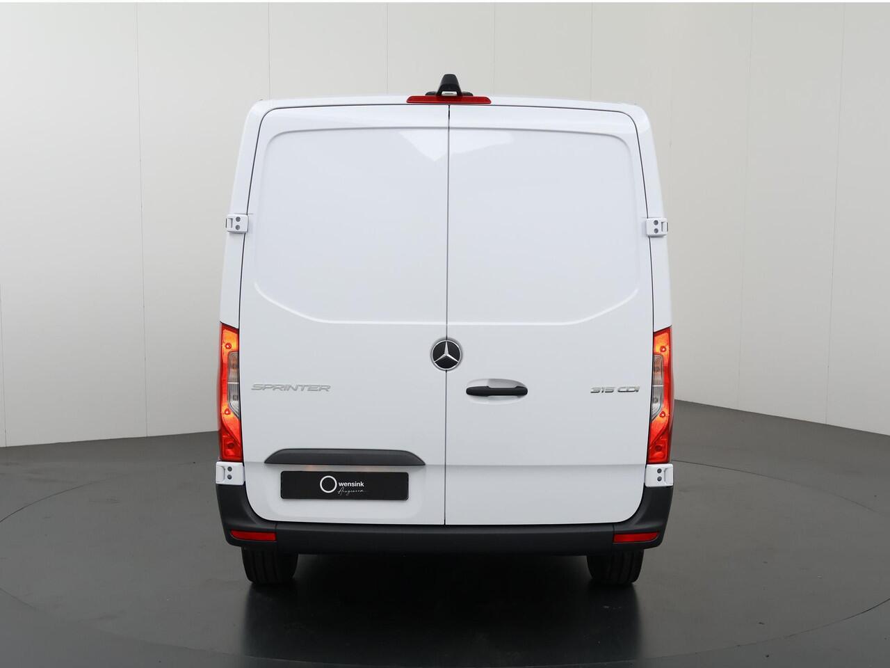 Mercedes-Benz SPRINTER 315 CDI | L2 H1 | RWD | PRO | Parkeercamera | Airco | Dodehoekassistent | Zijwindassistent | Cruise Control | Chauffeursstoel |