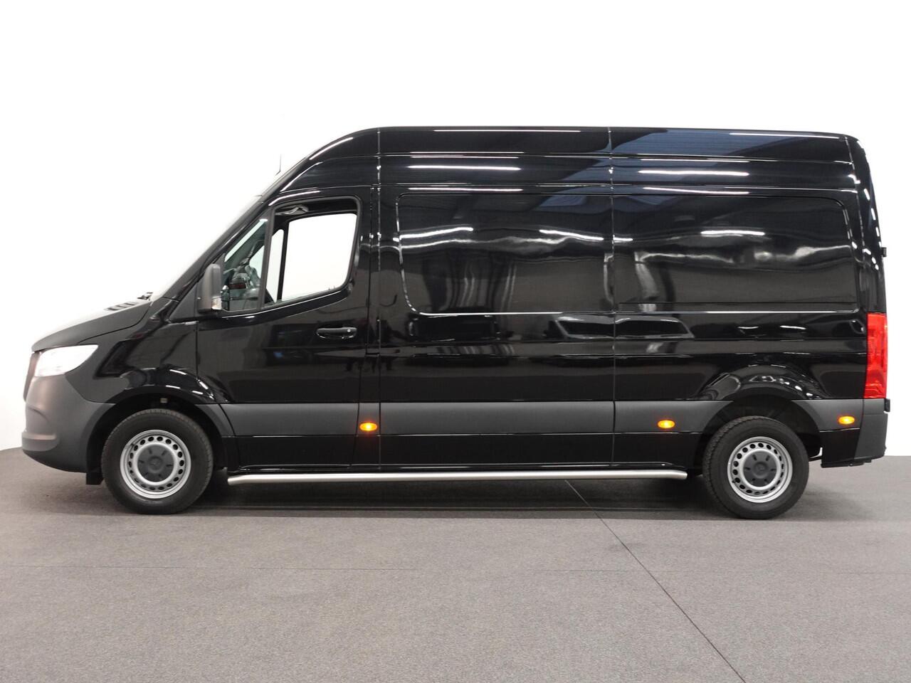 Mercedes-Benz SPRINTER L2H2 Automaat Navi Airco Camera Parkeersensoren